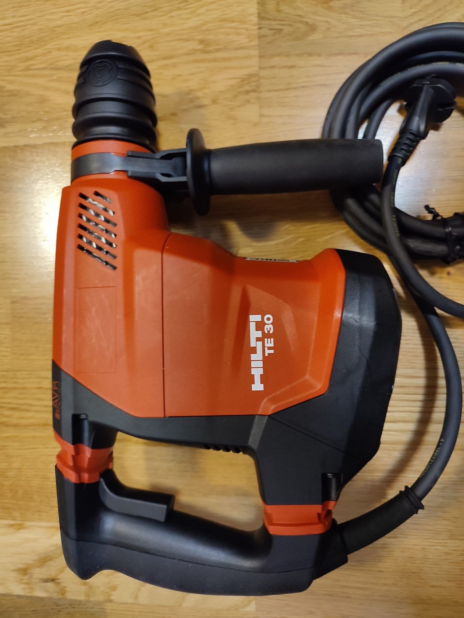 Hilti rotopercutor Te 30 nou