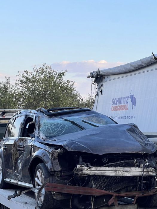 Dezmembrez Audi A4 allroad CAHA