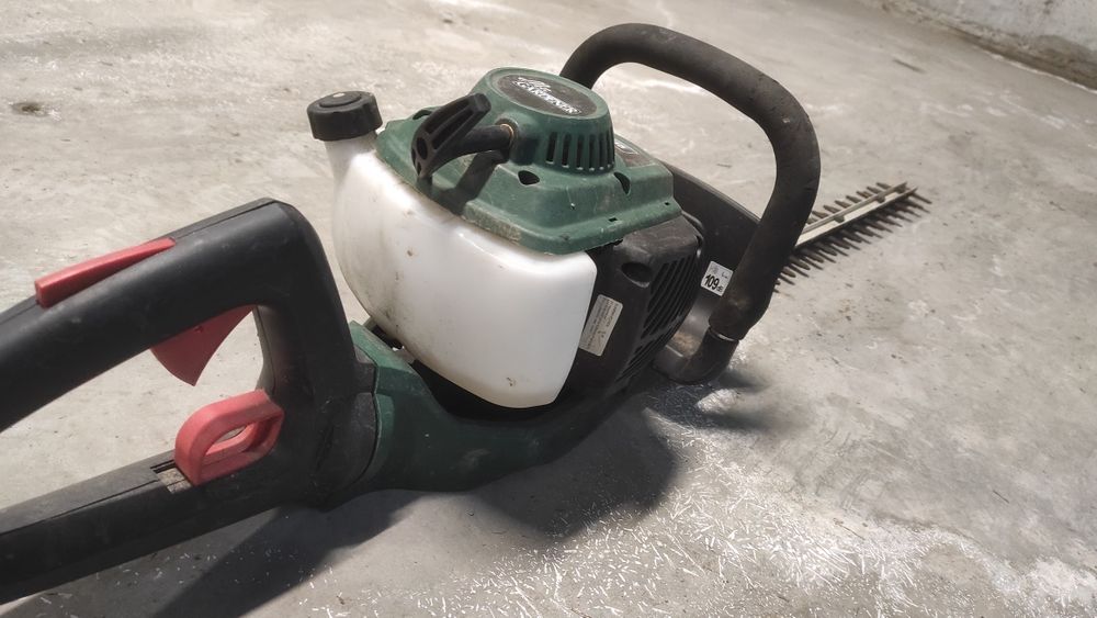 Бензинов храсторес