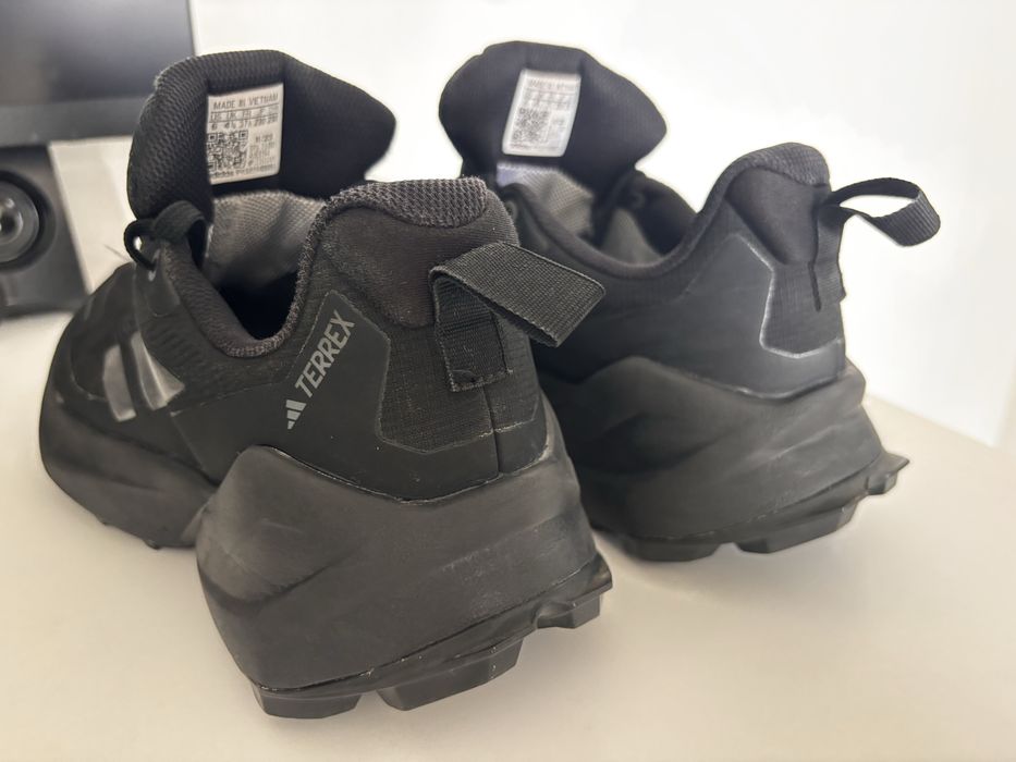 Adidas Terrex туристически обувки с Gore-tex мембрана