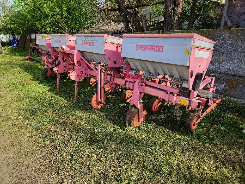 Vând Cultivator Gaspardo