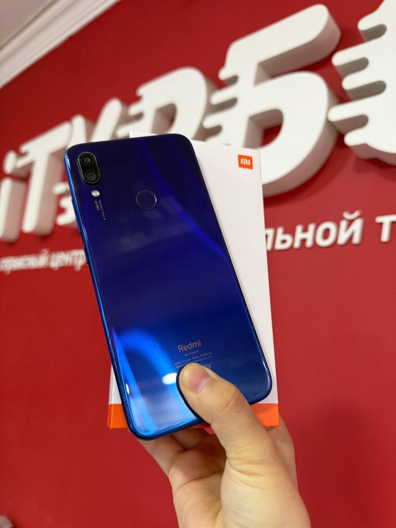 Продам смартфон Redmi Note 7