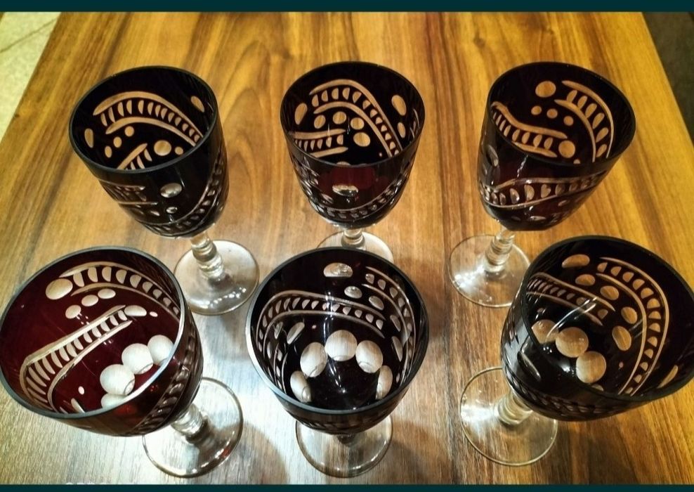 Set pahare cristal roșu