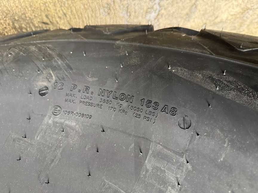 23.1-26 cu 12 pliuri anvelope noi CEAT de cilindru compactor