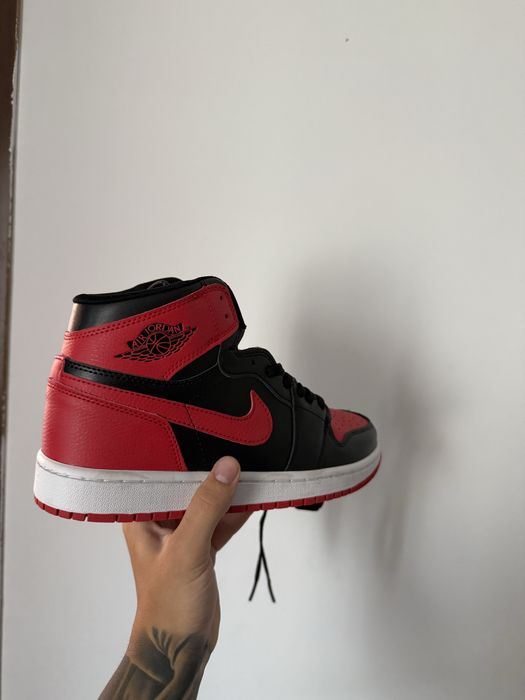 Adidasi air jordan rosii negrii 43