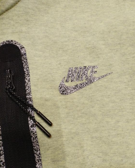 Nike tech fleece горнище мъжка оригинален