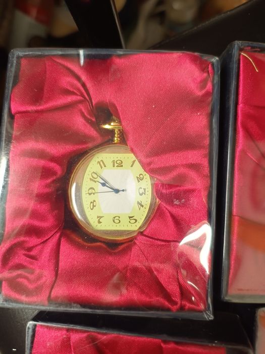 НОВ Джобен Часовник Часовници 5 лв за брой