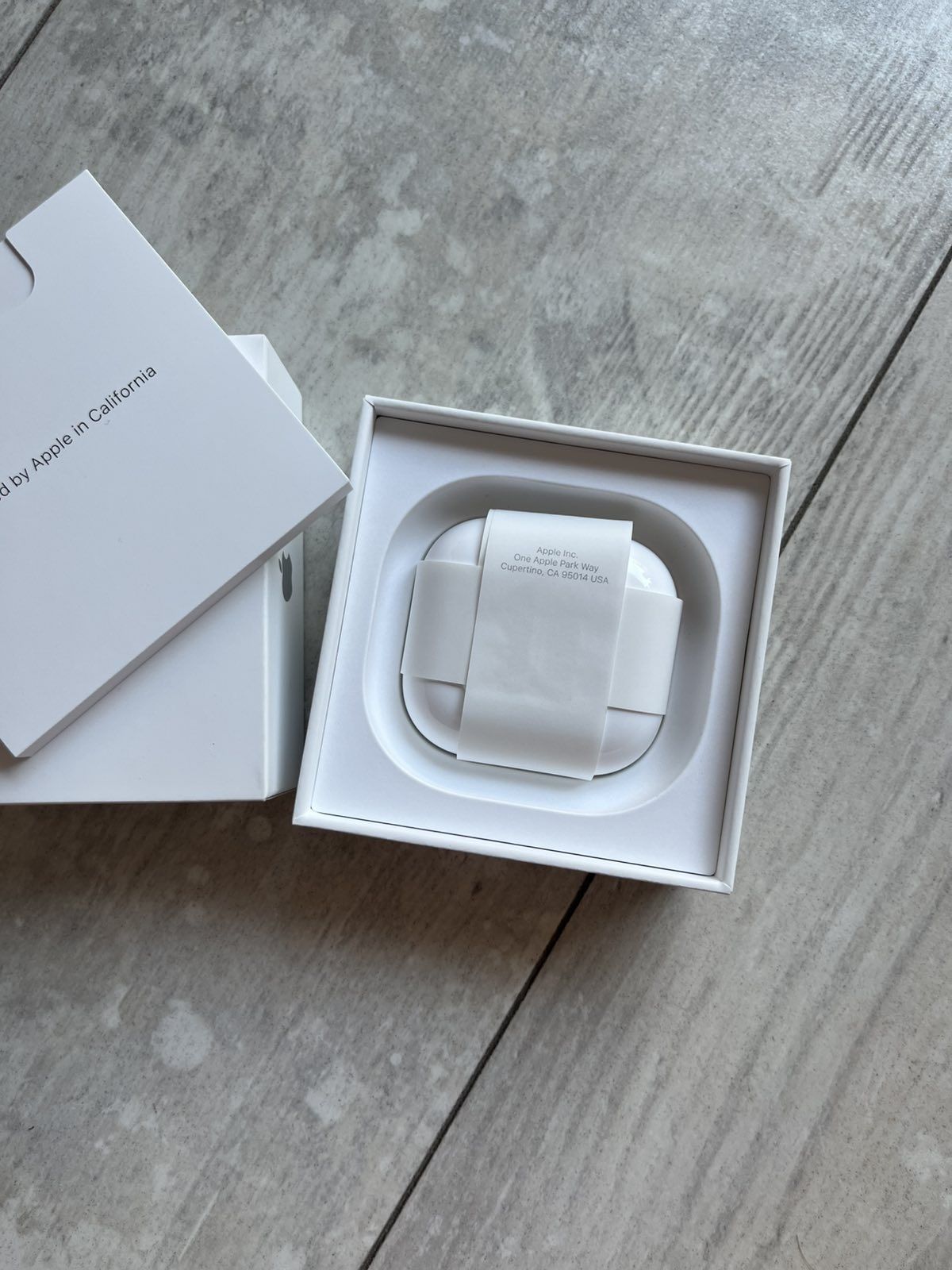 Apple Airpods 4 generation