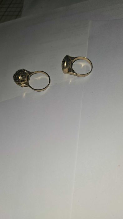 Злато 14 к пръстените са нови неса носени.