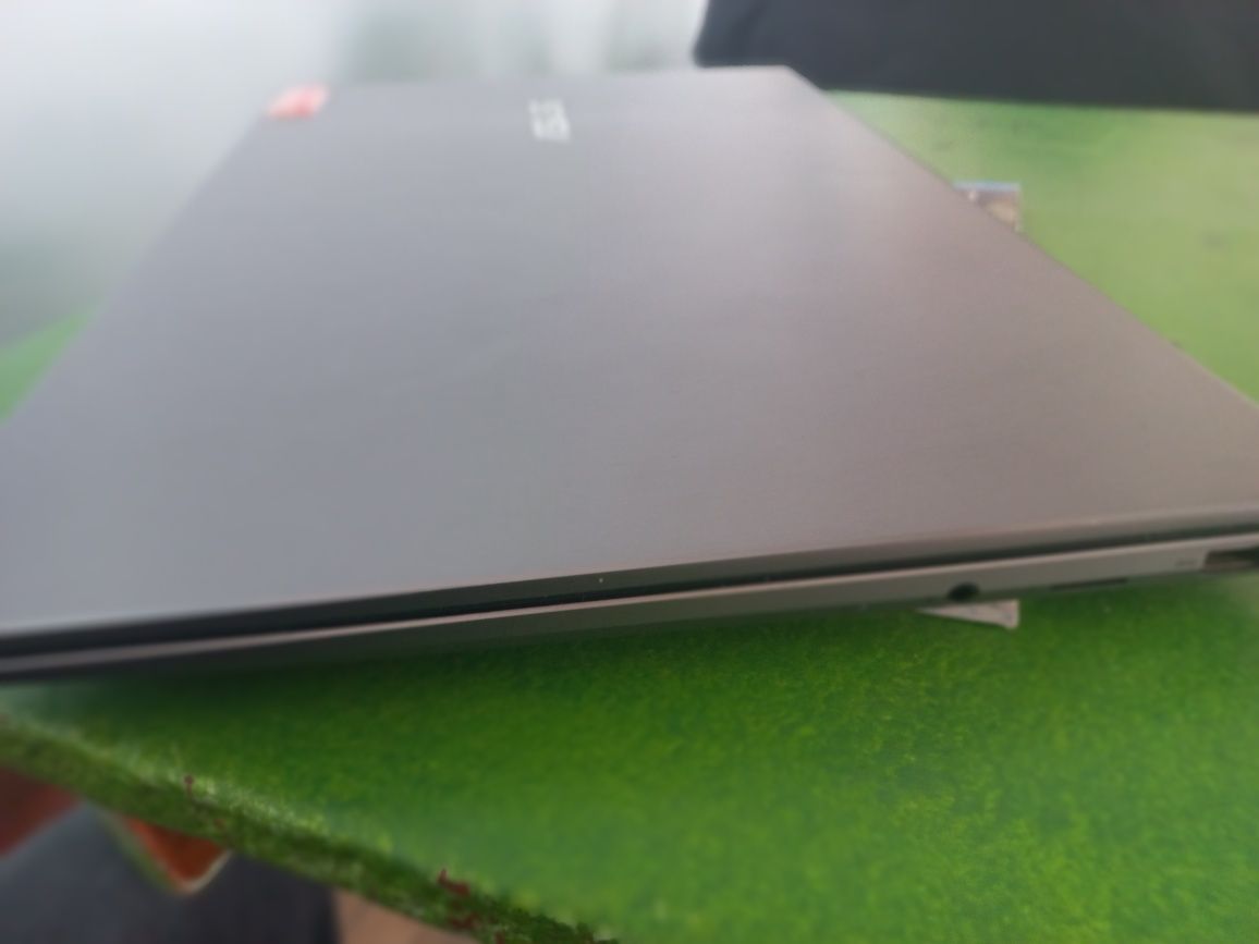 Asus zenbook 14 dm ultrabook