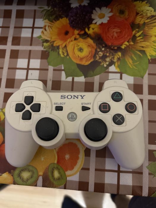 Playstation 3 White Japan Exclusive Color CECHL00