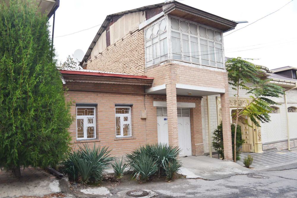 Дом 4-соток 7-комнат ор.Горбольница