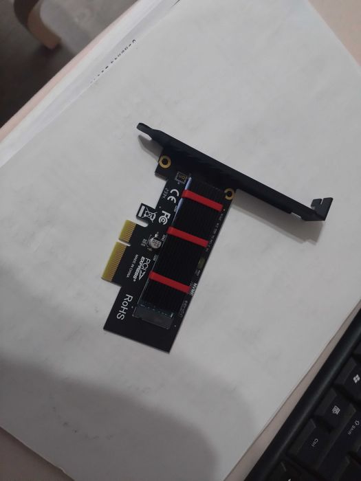 SSD 256GB NVME M.2 cu adaptor PCIe