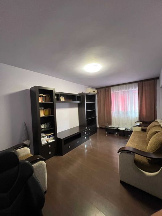 Inchiriez apartament 3 camere