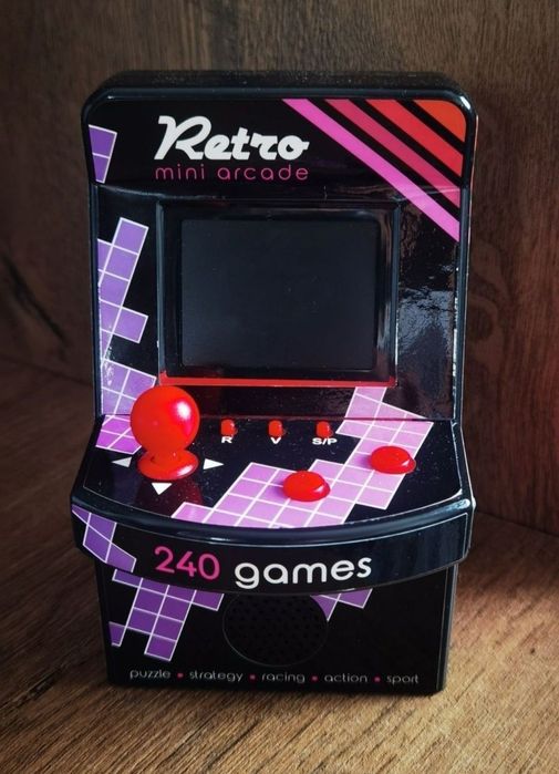 Mini consola portabila Arcade 240 jocuri tip retro vintage