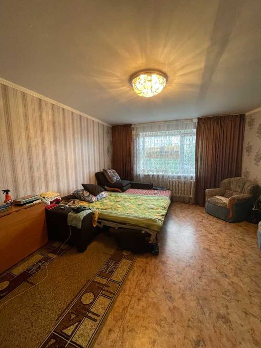 Продам 2-х комнатную квартиру район ВВИ