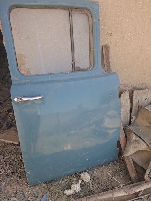 Зилга Урал 375 мотор ва запчастлар сотилади