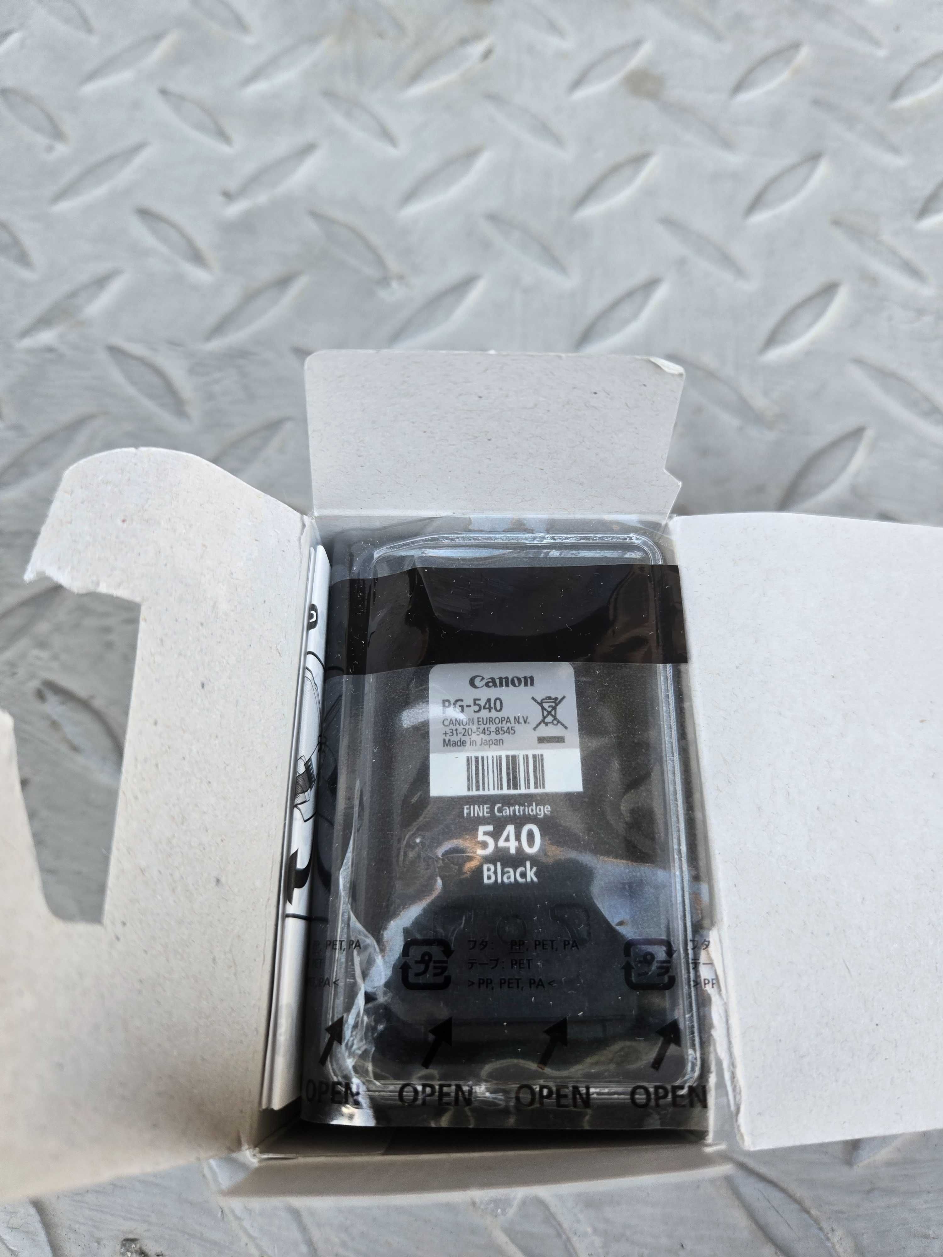 PG-540  неизполвано Мастило за принтер PIXMA