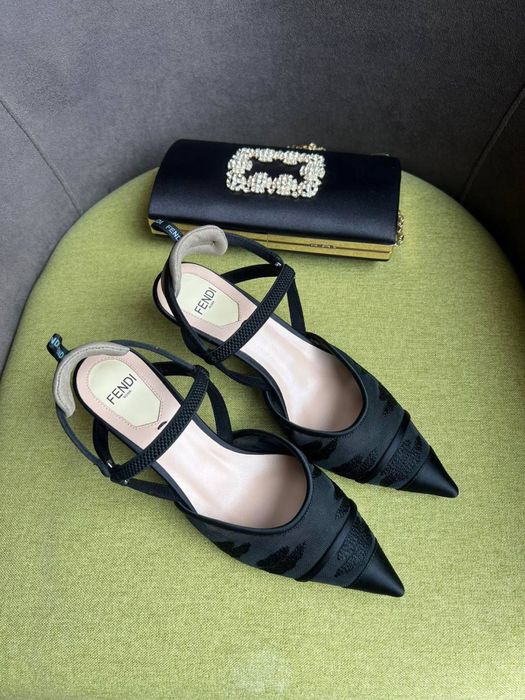 Pantofi Fendi 35-42