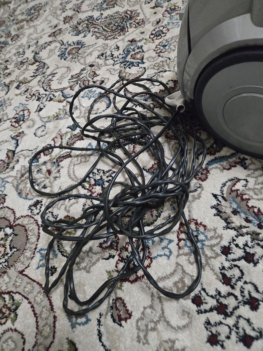 Пылесос LG 2000W COMPRESSOR CHangyutgich LG pilesos