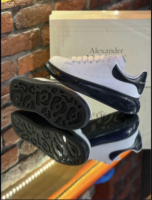 Alexander McQueen Black&White