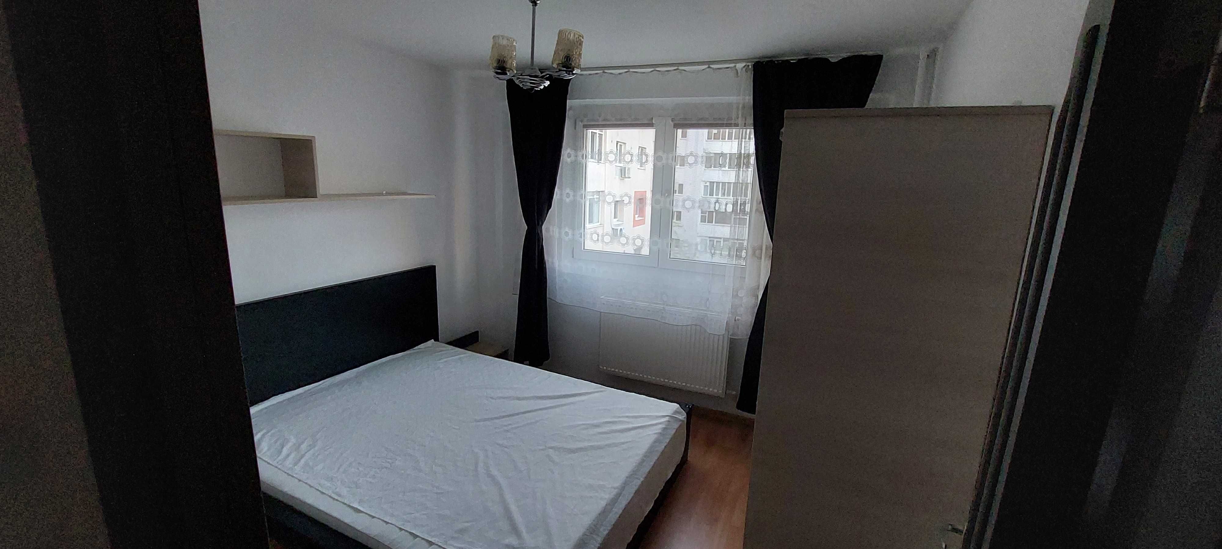 Proprietar inchiriez apartament 2 camere zona Piata Victoriei