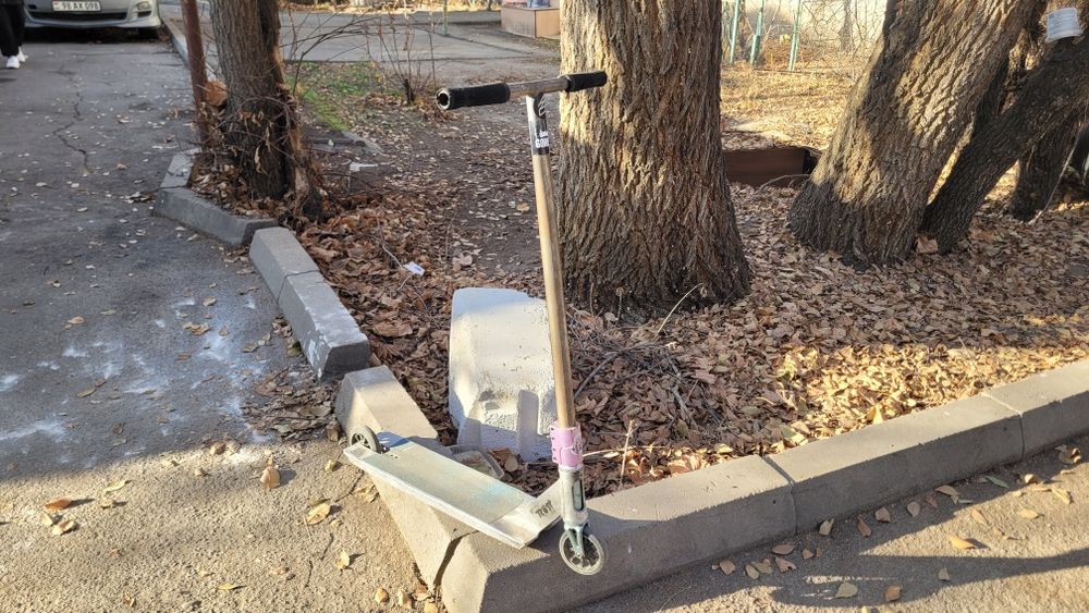 Трюковой самокат