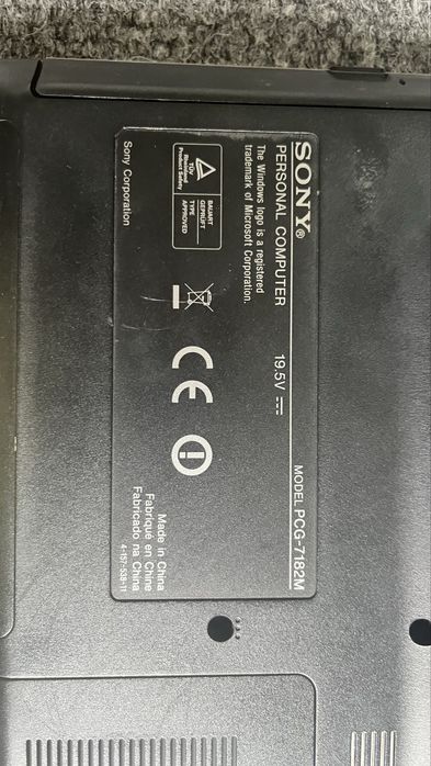 Лаптоп Sony vaio PCG-7182M