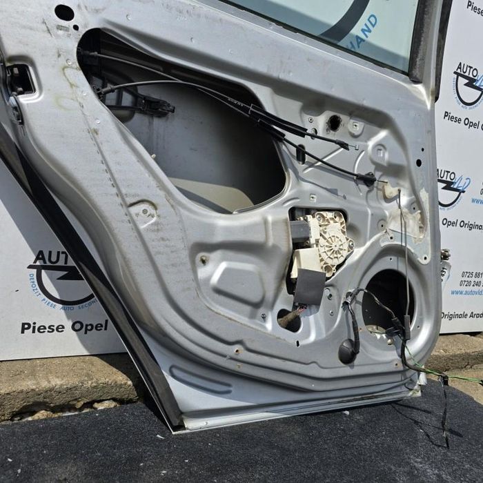 Portiera usa Z157 stanga spate Opel Vectra C facelift
