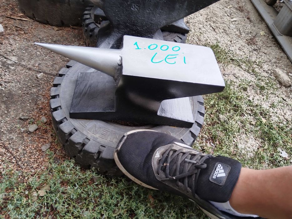 Nicovala atelier fierărie potcoave din fier