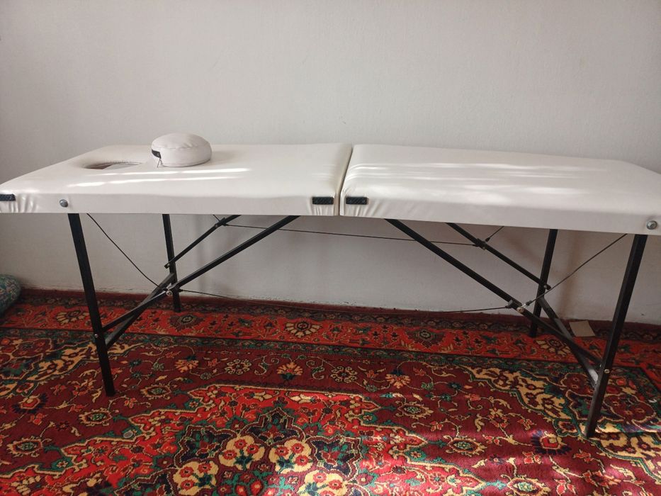 Кушетка для массажа
