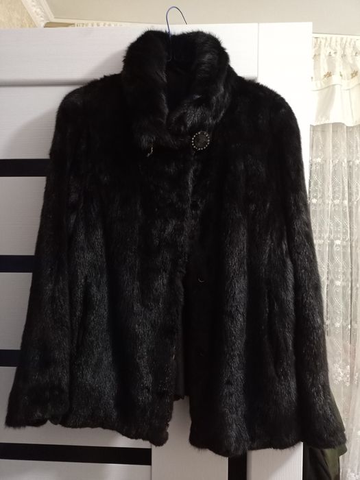 Полушубок норковый 48-50размер, рассмотрим обмен на казахский бешпет
