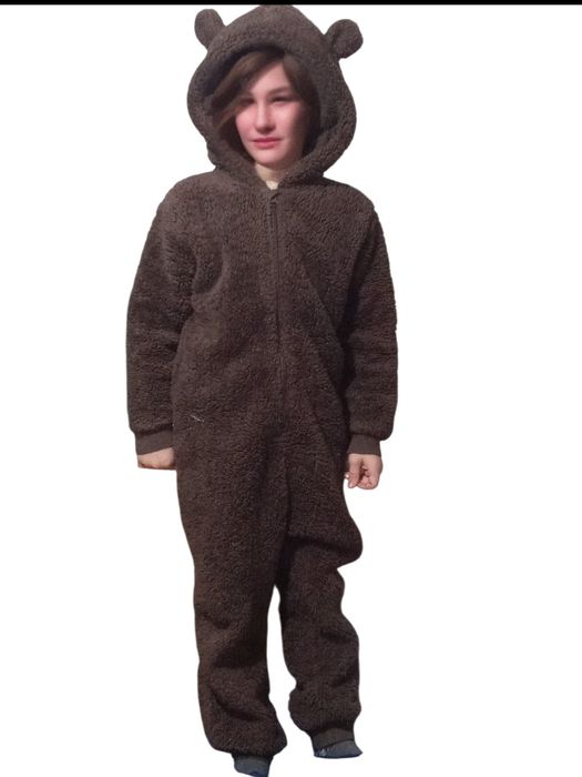 Costum urs copil 7 ani