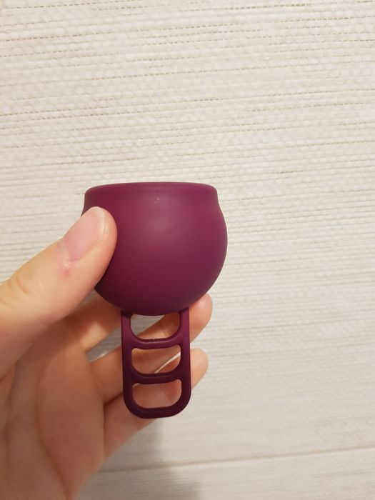 Vând cupă menstruală Merula one size