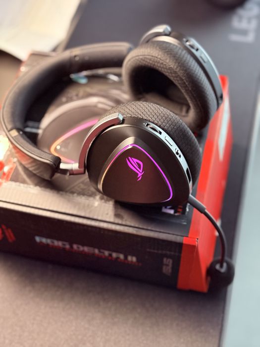 Casti Asus Rog Delta 2 pc gaming wireless