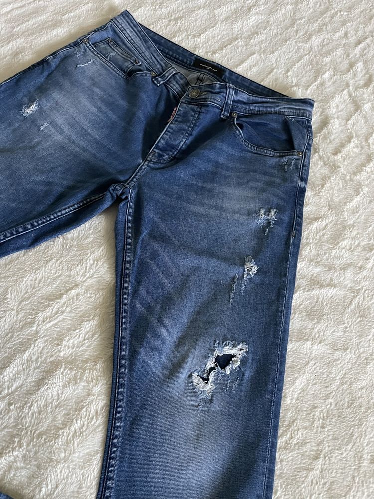 Blugi Dsquared 2 pentru barbati