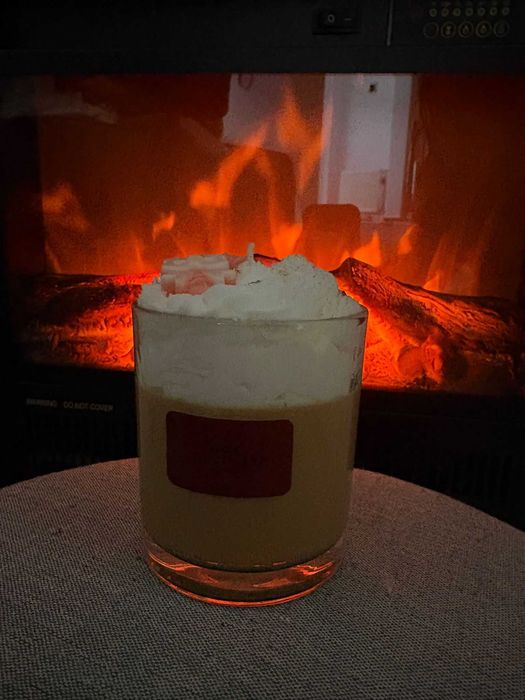 Lumanare hot chocolate