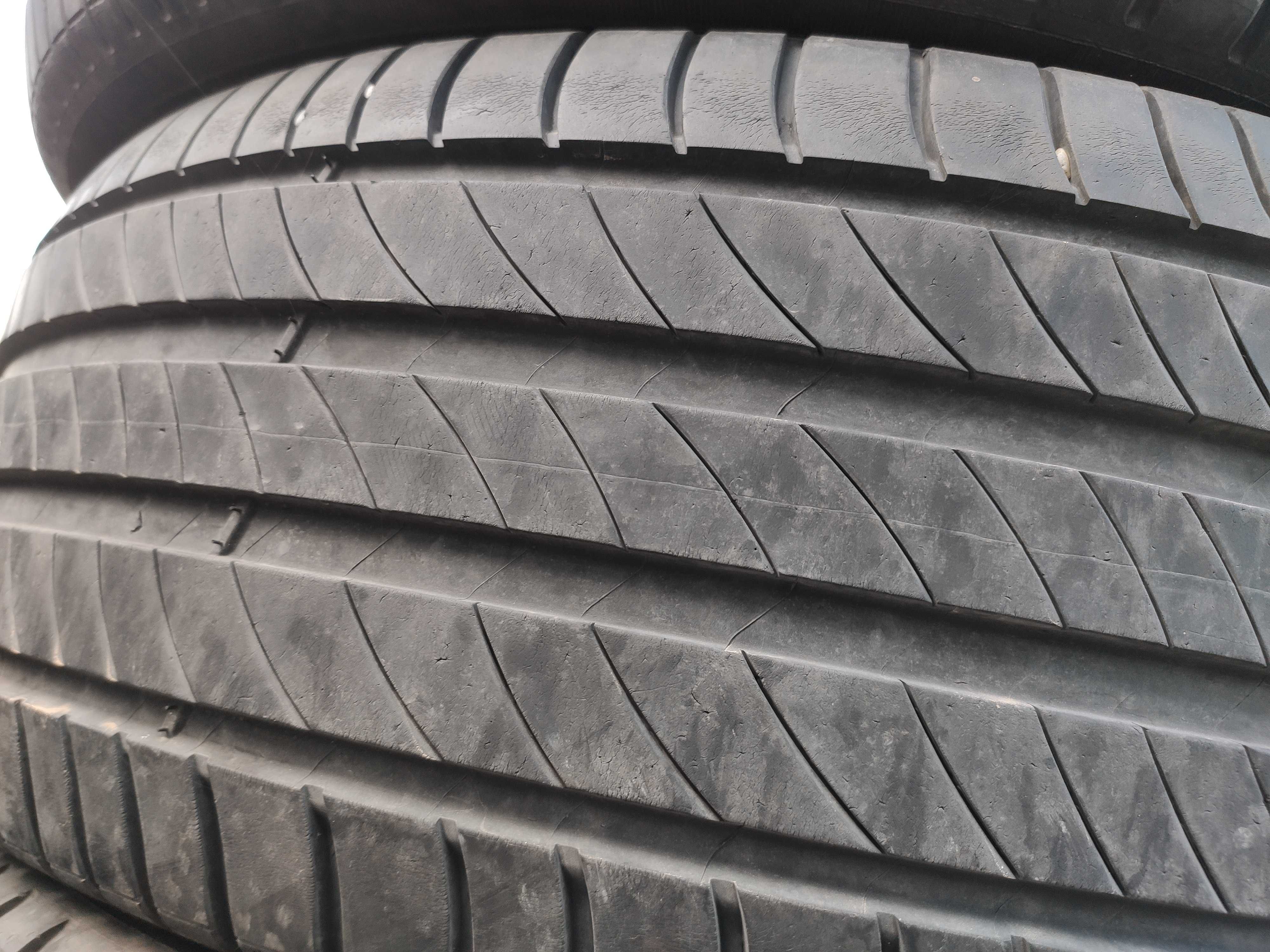4бр Летни гуми 235 55 18 - Michelin - DOT 2022