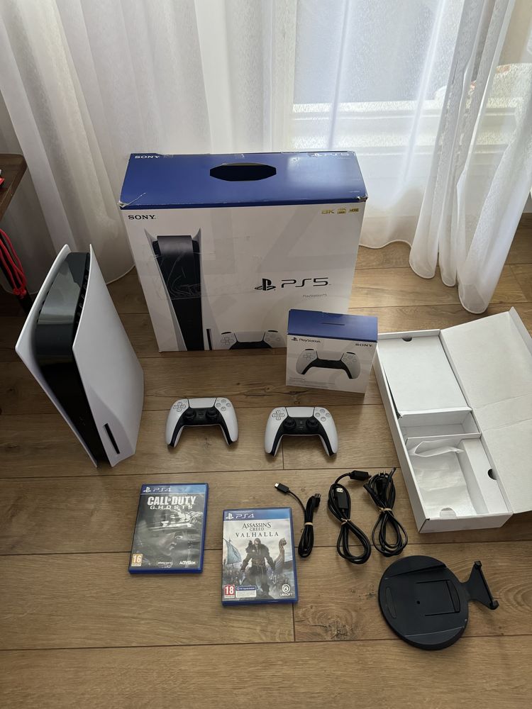 Vand PlayStation 5 Disk, 1Tb, 2 Manete, 2 Jocuri