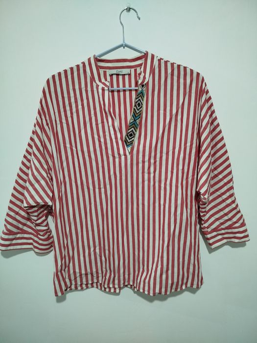 Отдам бесплатно женскую рубашку