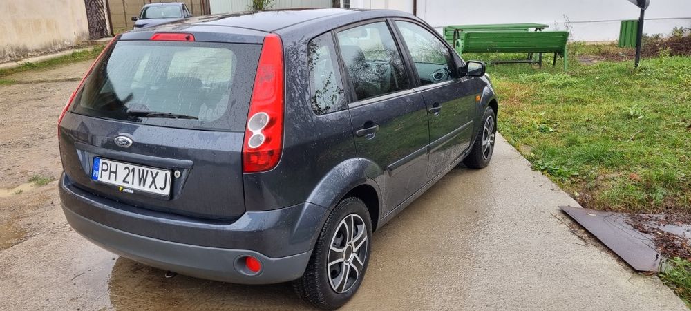 Ford fiesta 1.4 benzina