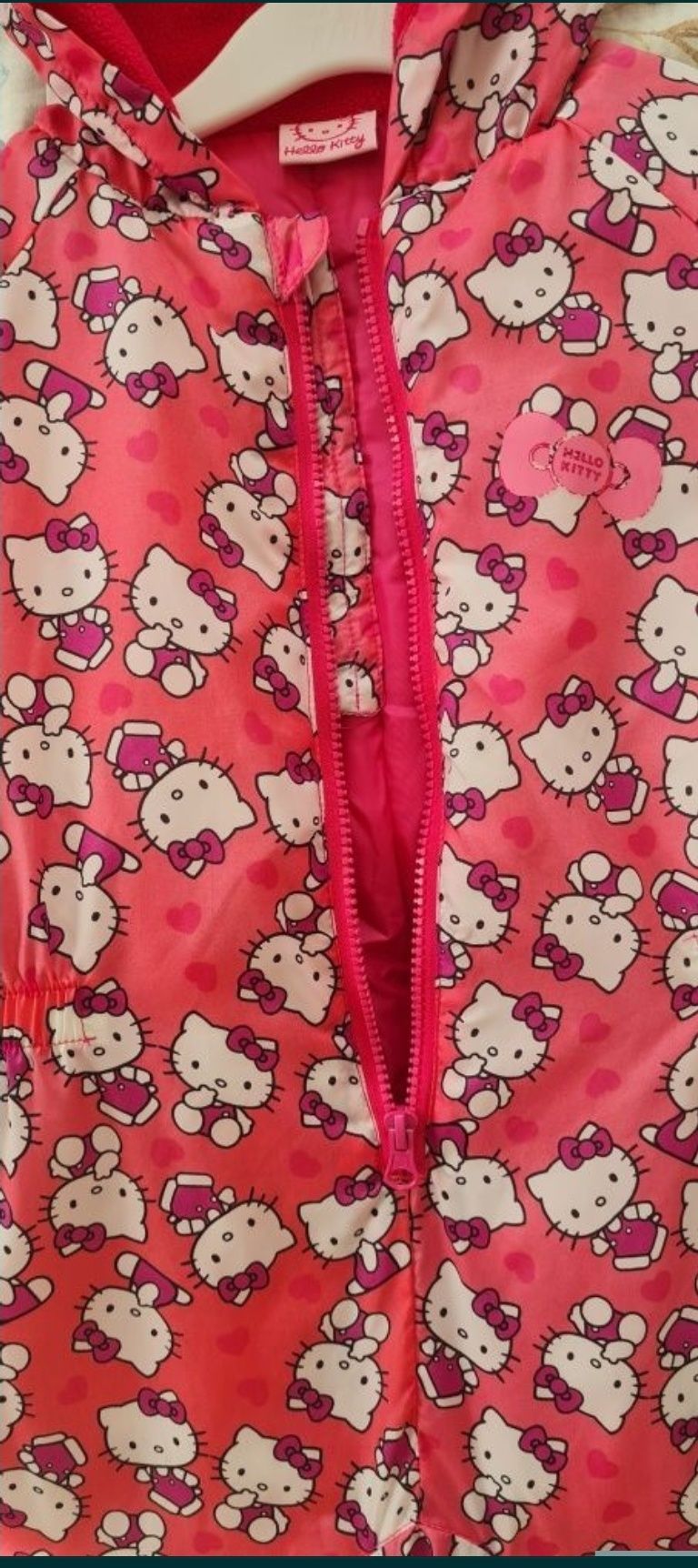 Космонавт 3-4 г. Hello kitty + подарък палто Okaidi, Гащеризон N