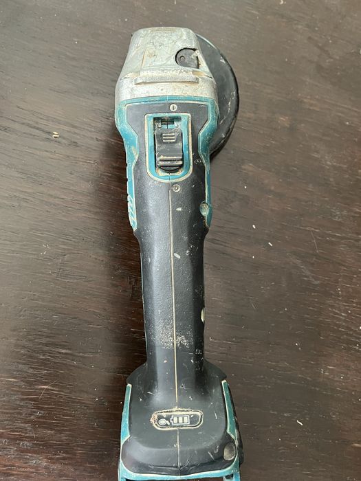 polizor unghiular makita 18 v