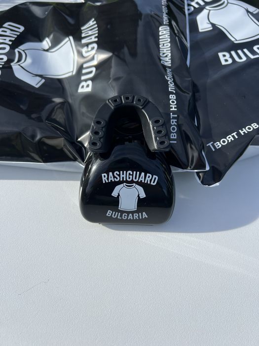 Протектор за уста