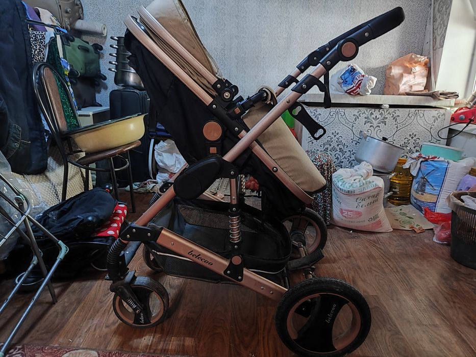 Коляска в отличном состоянии