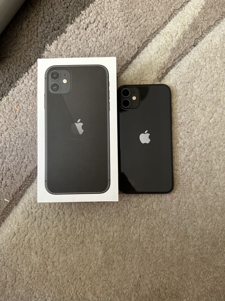 Телефон iPhone 11 64GB