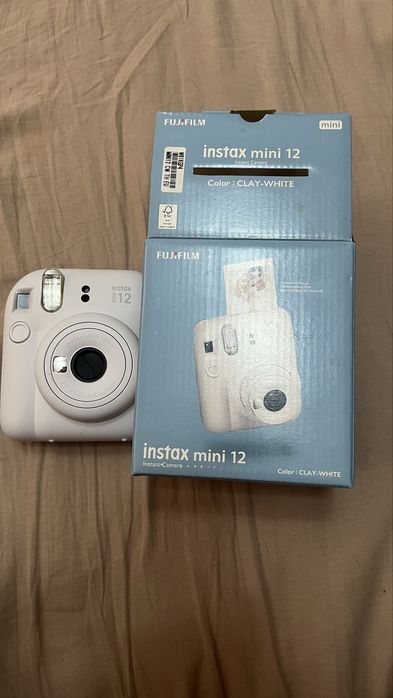 Instax 12 mini .
