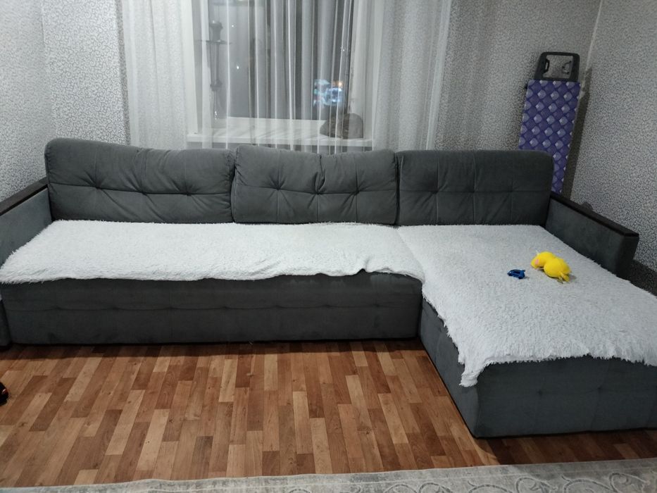 Продам большой диван