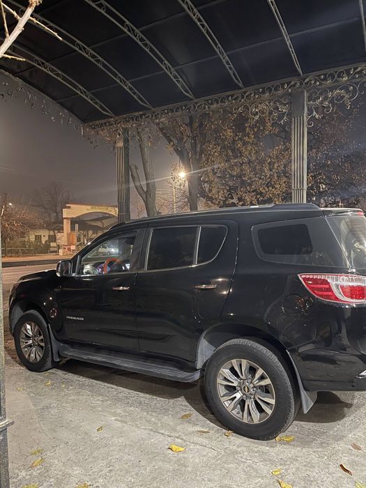 Trablezir.          .