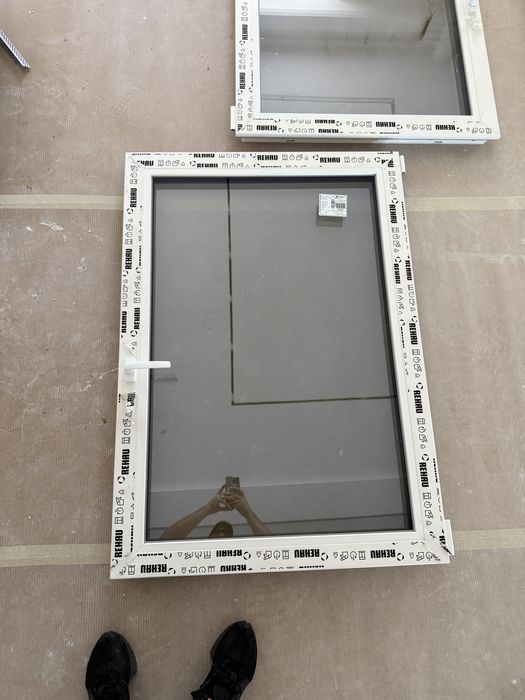 Vand 3 geamuri de termopan ( cu 3 sticle fumurii ) noi